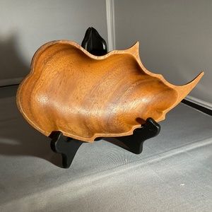 Hand carved leaf shaped bowl